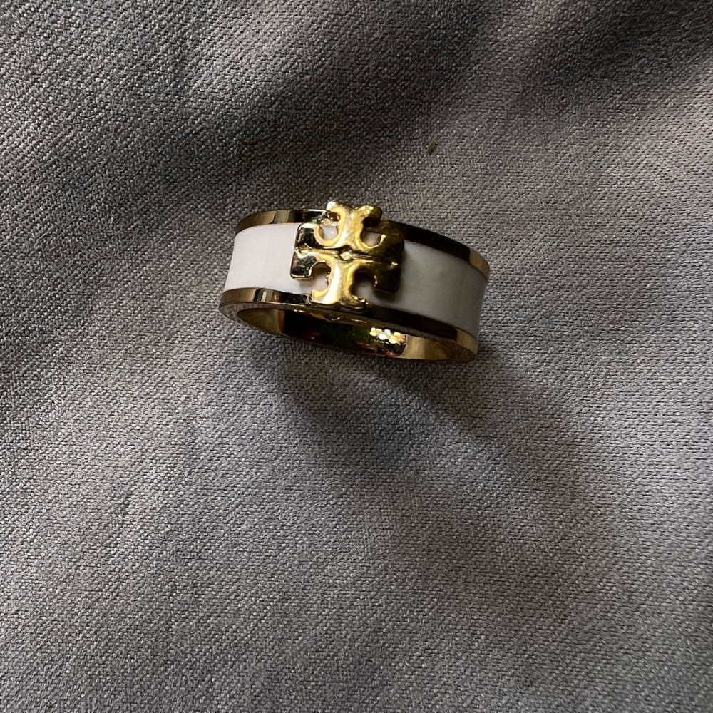 Tory Burch ring